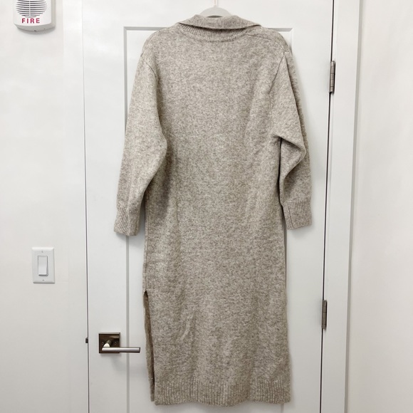 *NWT* H&M Sweater Dress - Picture 3 of 6
